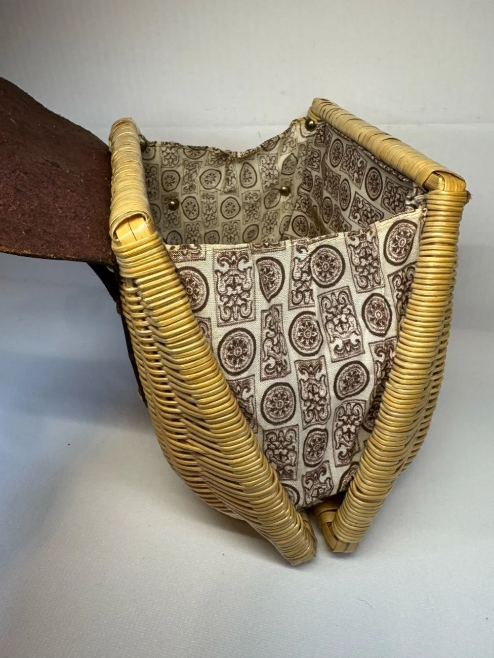 Vintage Mr. Jonas Wicker Basket Handbag Brown Leather Trim Top Handle Purse